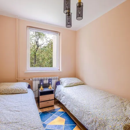Land Of Lakes Apartment